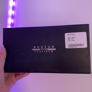 Buxton platinum cream clutch
